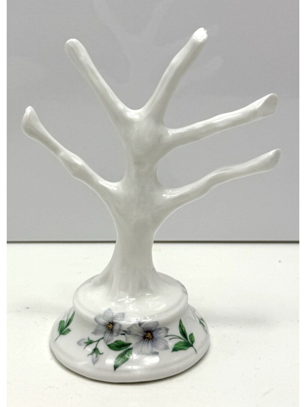 Vtg Ring Jewelry Tree St. George England White Floral Fine Bone China 5"H